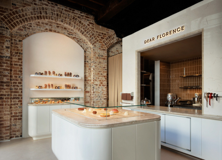 Dear Florence @ Prefecture 48