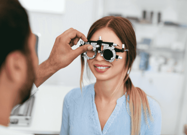 Complimentary Eye Check
