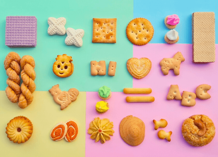 Complimentary Tub of Biscuits with Min. Spend