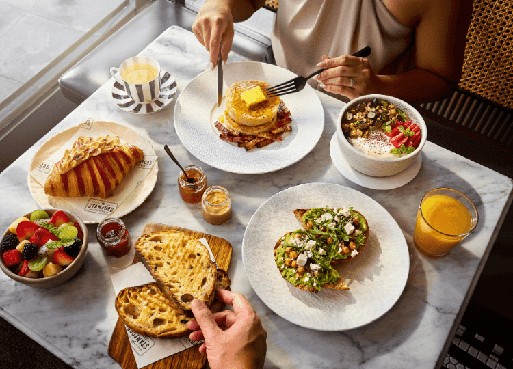 10% Off F&B A La Carte Menu 