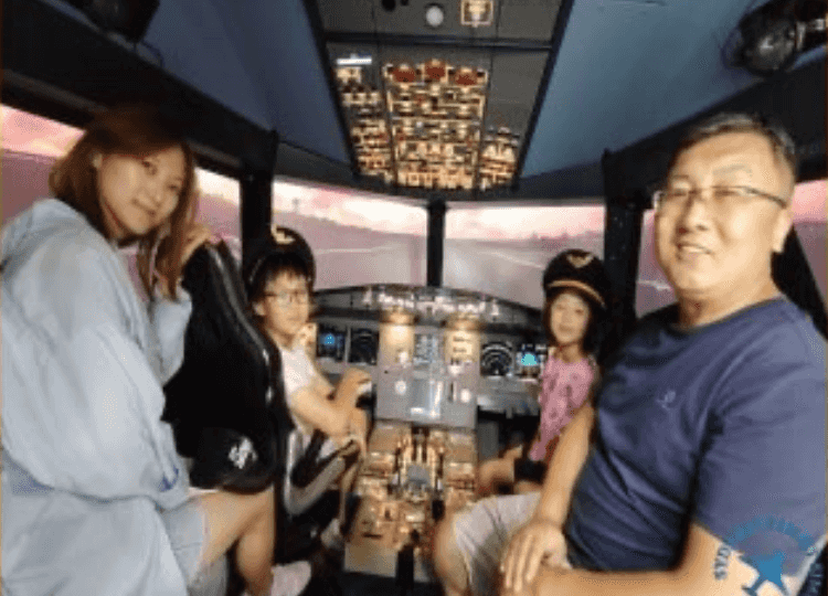 30-Minute Flight Simulator Session