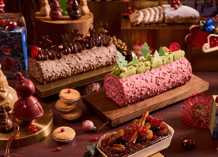 Pan Pacific Singapore Christmas Log Cakes